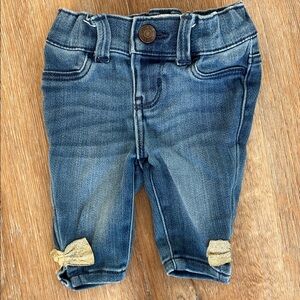 OshKosh B'gosh ⭐️ Infant Blue Jeans with Gold Bow Accents